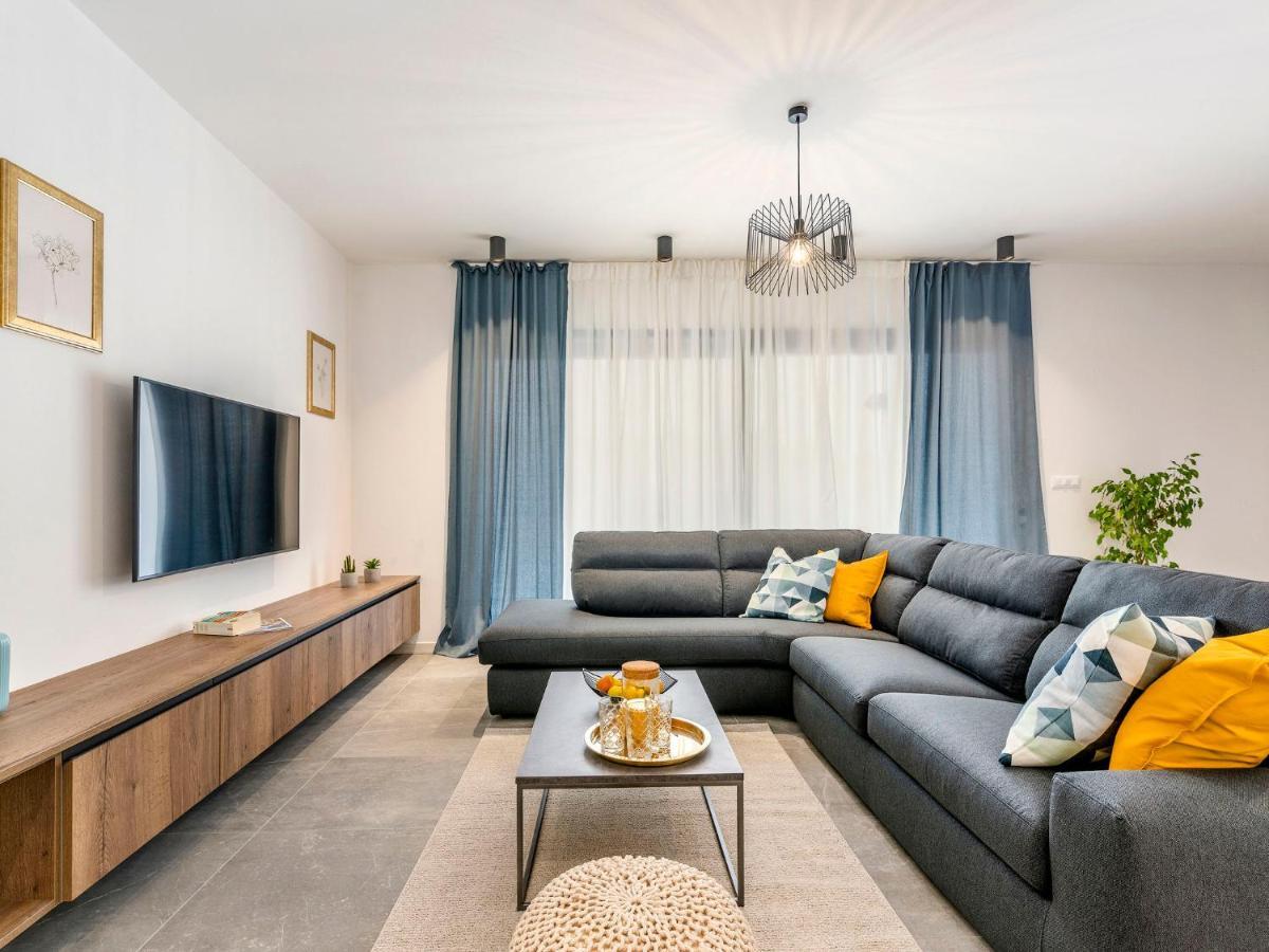Holiday Home Villa Isabela - Prc423 By Interhome Nova Vas  외부 사진