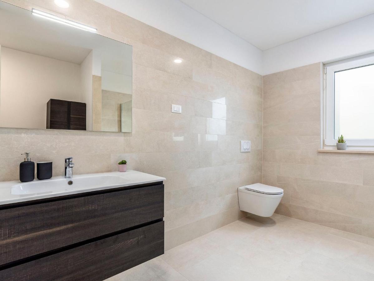 Holiday Home Villa Isabela - Prc423 By Interhome Nova Vas  외부 사진